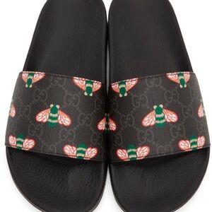 Gucci Supreme Bee Pool Slides